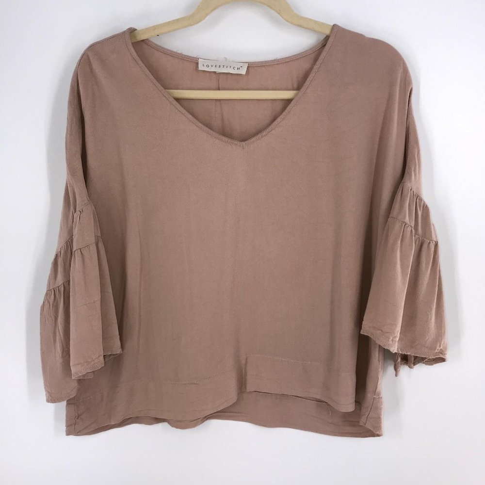 LOVE‎ STITCH 1/2 RUFFLED SLEEVE BLOUSE
